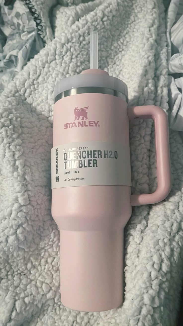 40 Oz Stanley Quencher H2.0 Tumbler with Handle and Straw