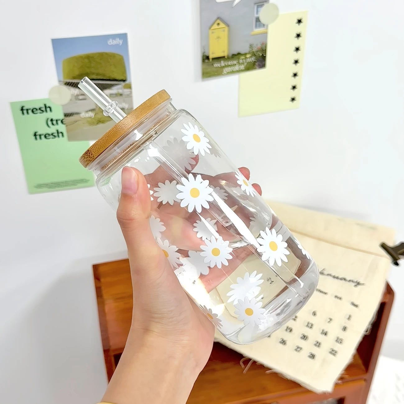 Daisy Print Reusable Glass Mug with Straw & Bamboo Lid