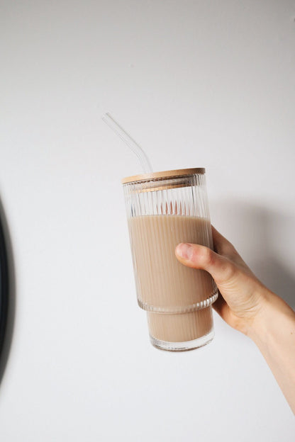 500ml Ribbed Glass cup with bamboo lid and Glass Straw