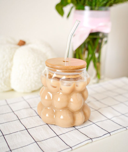 Grape-shaped High Borosilicate Glass Mug with wooden lid and glass straw